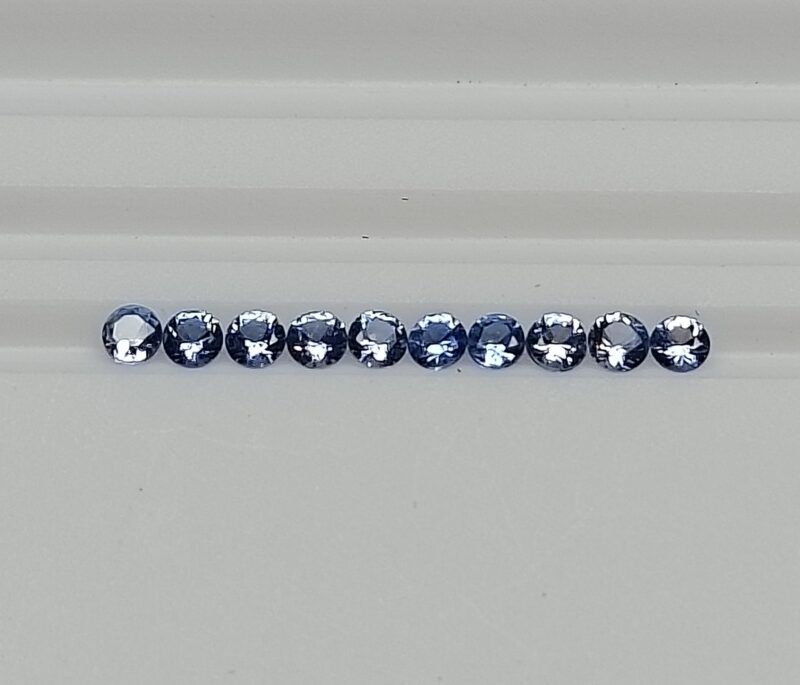 BENITOITE .12 CTW Round Brilliants 10p PCS.  1.3 mm. - Image 3